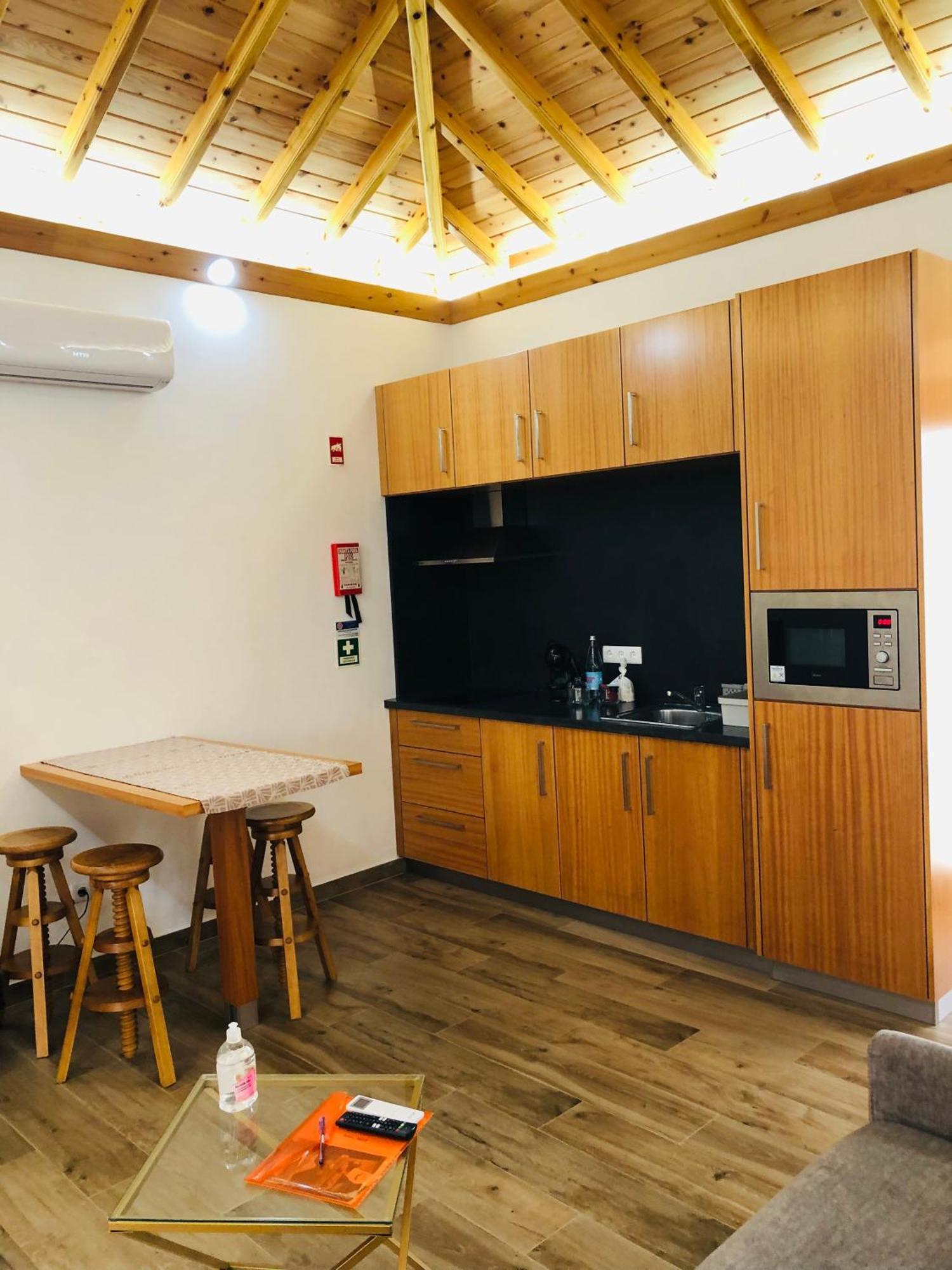 Amu- Apartamentos Misterios Da Urzelina Eksteriør billede